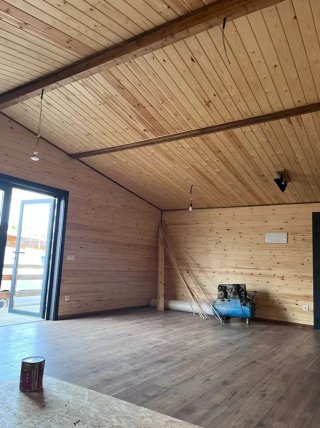 Revestimiento de paredes con madera en Tortosa