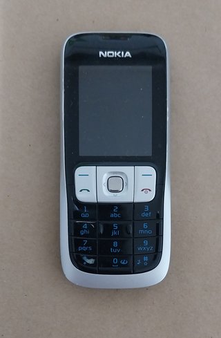 Teléfono Móvil Nokia 2630 Plata