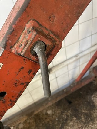 Grúa Hidráulica para Taller Mecánico
