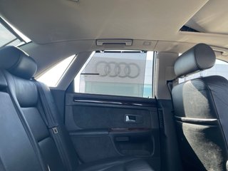 Audi A8 4.2 Quattro Triptonic 2001