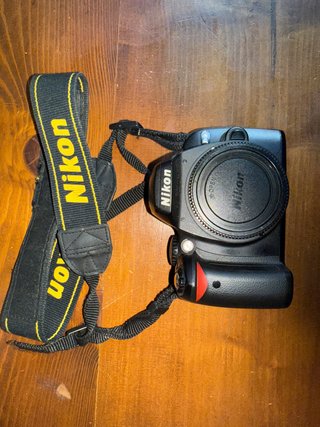 Nikon D40 para limpieza/reparar