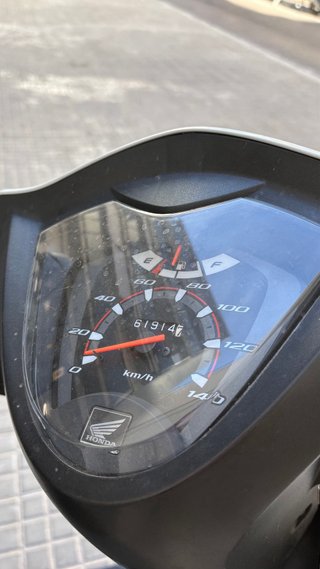 Honda Vision 110 Blanca