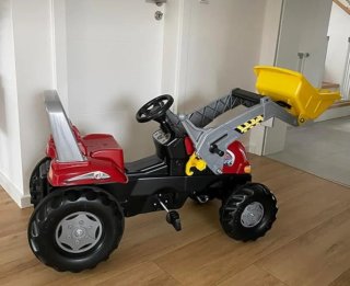 Tractor infantil con pala y remolque
