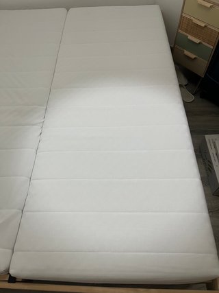Cama extensible con 2 colchones