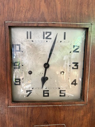 Antiguo Reloj de Pared Art Déco de Madera