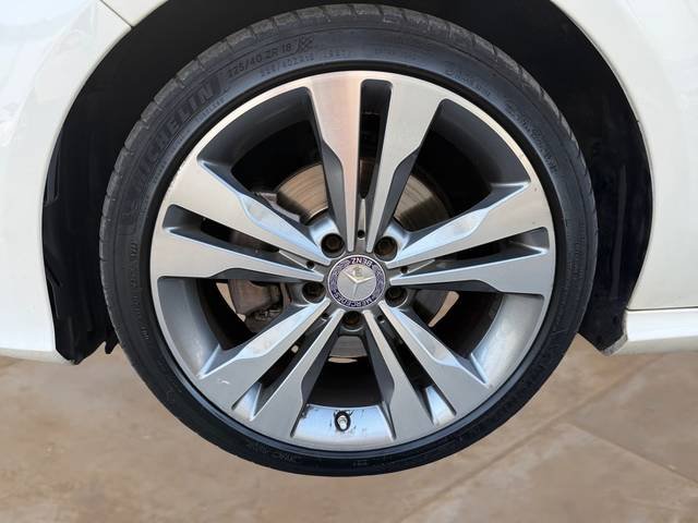 Mercedes-Benz CLA 220 CDI Urban 130 kW (177 CV)
