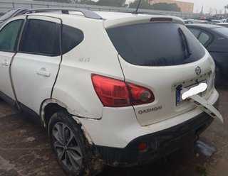 Paragolpes tras nissan qashqai (j10) acenta 433601