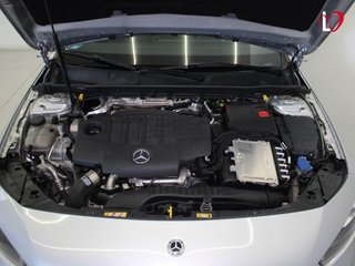 Mercedes-Benz Clase A A 200 d AMG LINE