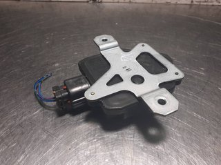 Motor cierre centralizado porton MITSUBISHI SPACE