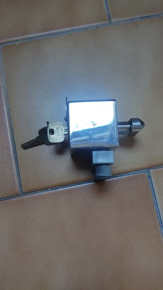 Candado de Seguridad para Persiana