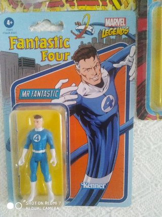 Figura MARVEL LEYENDS COLECCIONISTA NUEVA