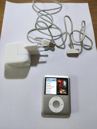 Apple iPod Nano 6ª Generación 4GB+cable+adaptador