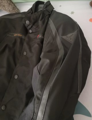 Chaqueta Dainese Negra