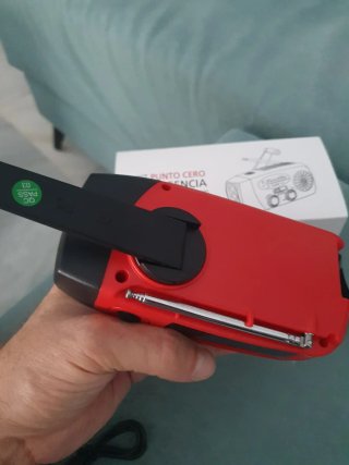 Radio Linterna Solar de Emergencia con manivela