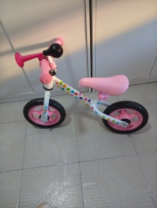 Bicicleta sin pedales para niños