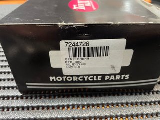 Grifo de Gasolina Suzuki RGV 250