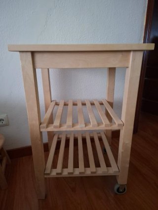 Carrito de cocina IKEA de madera. Vekbam
