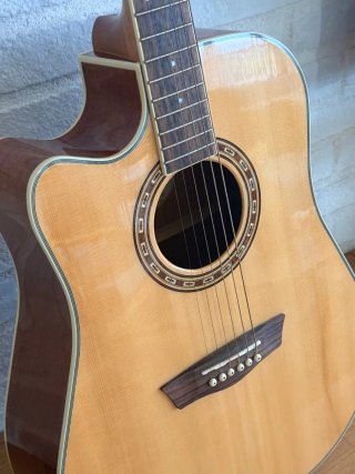 Guitarra Acústica Washburn para zurdo