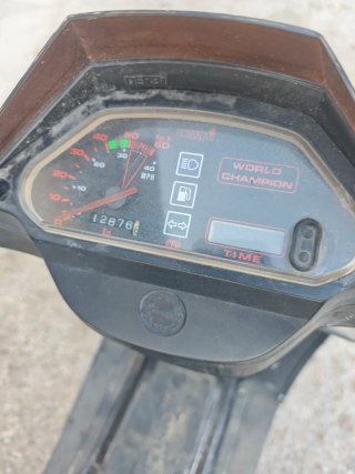 Derbi DS50 sin documentación le funciona todo