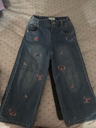 4 Pantalones vaqueros de niña, tallas 4 y 5