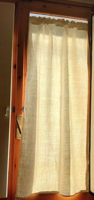 Originale tenda in antico lino
