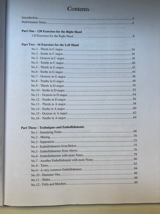 Libro de Guitarra: Mauro Giuliani Op. 1 y otro