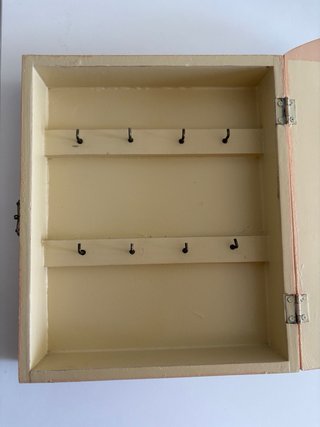 Armario para llaves de madera