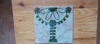 Azulejo Antiguo con Motivo Floral