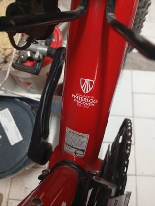 Bicicleta de Montaña Trek Roja