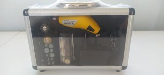 Mini taladro con accesorios