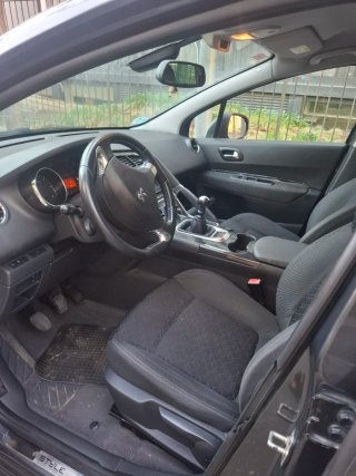 Peugeot 3008 2015