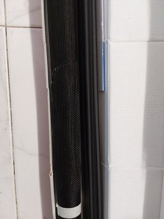tesa Insect Stop Clip On - Mosquitera de Ventana con Marco Desmontable - Recortable a Medida - Malla