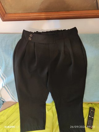 Pantaloni neri casual