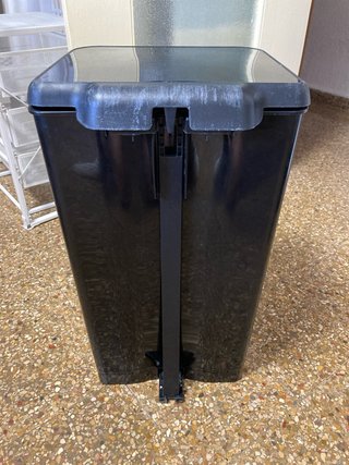 Cubo de Basura con Pedal