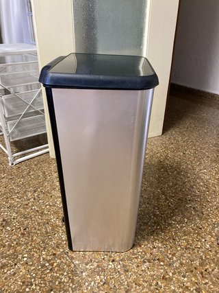 Cubo de Basura con Pedal