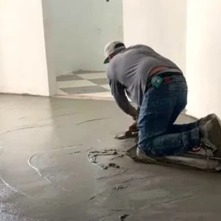 Microcemento para suelos y paredes en Tortosa