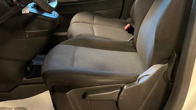 Peugeot Partner 2022, foto 23