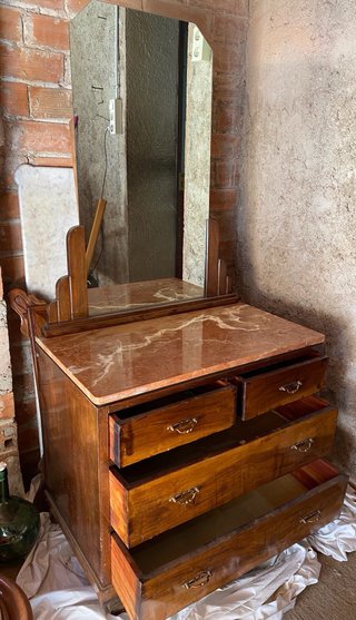 Cómoda Antigua de Madera con Encimera de Mármol