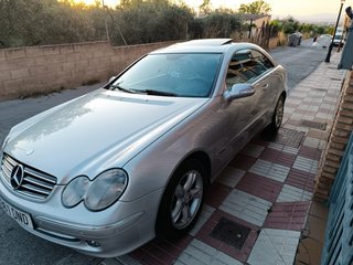 Mercedes-Benz CLK 2004