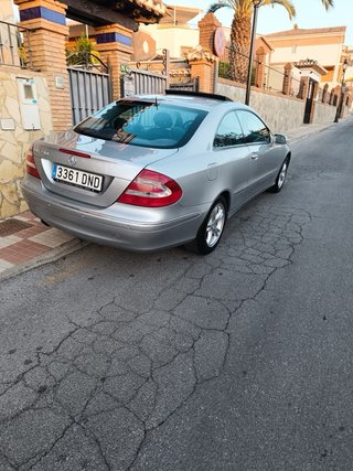 Mercedes-Benz CLK 2004