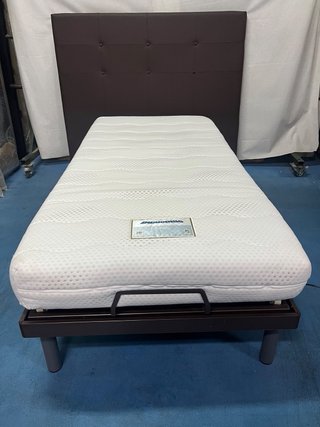 Letto con struttura a doghe (elettrico) e materasso in lattice 90x190
