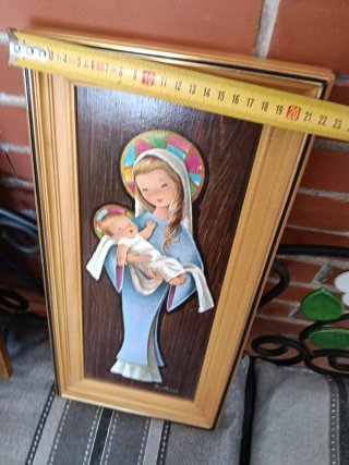 Virgen con Niño pintada en madera,al olio ,