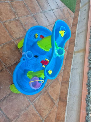Mesa de agua para jugar Step2