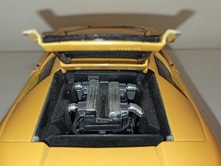 Bburago Lamborghini 1:18 Gialla ottime condizioni