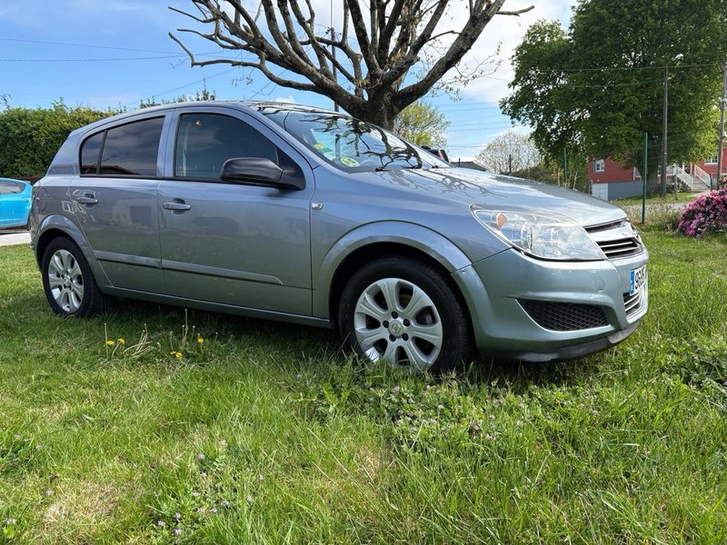 Opel Astra 1.3 CDTI ecoFlex Enjoy 2009, foto 4