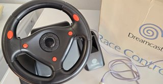 SEGA Dreamcast PAL + Volante + Teclado