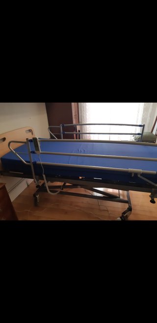 Cama Geriátrica Articulada Eléctrica