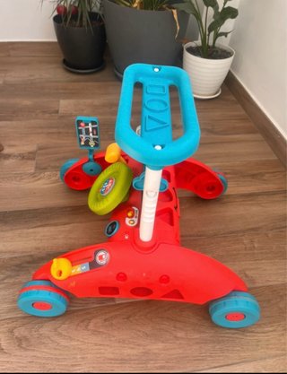 Andador infantil multifunción