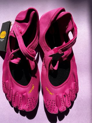 Vibram FiveFingers Rosa Velcro Talla 39