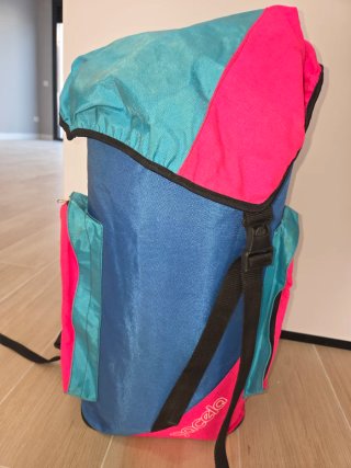 Mochila Quechua con saco de dormir